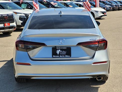 Used 2025 Honda Civic Sport image 6