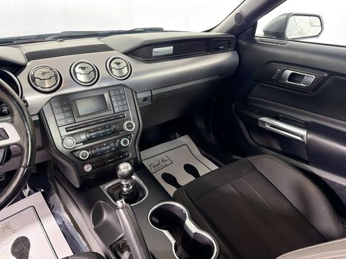 Used 2018 Ford Mustang GT RWD image 23