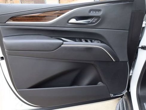 Used 2023 Cadillac Escalade ESV Premium Luxury w/ LPO, Floor Liner Package AWD/4WD image 22