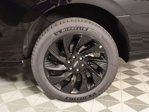 New 2026 Lincoln Navigator Reserve AWD/4WD image 20