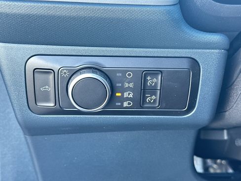 New 2025 Ford Maverick Lariat w/ Black Appearance Package image 25