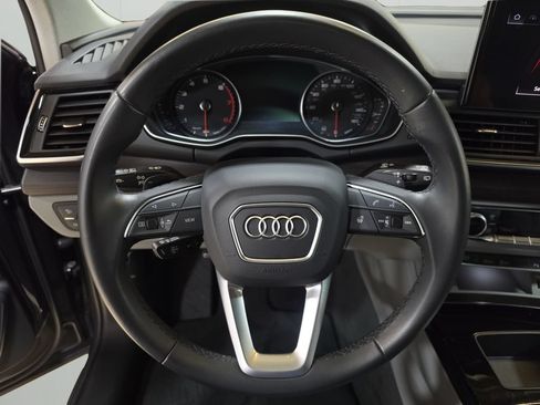 Used 2023 Audi Q5 2.0T Premium w/ Convenience Package AWD/4WD image 19