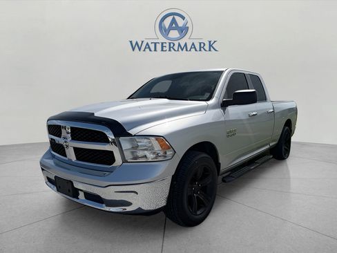 Used 2016 RAM 1500 Classic SLT AWD/4WD image 14