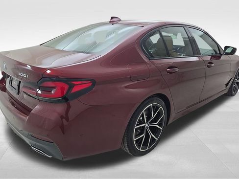 Certified 2023 BMW 530i xDrive w/ M Sport Package AWD/4WD image 9