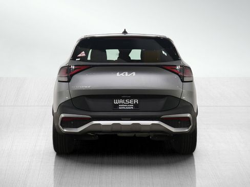 Used 2024 Kia Sportage LX image 6