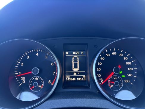 Used 2012 Volkswagen Golf 2.5L image 21