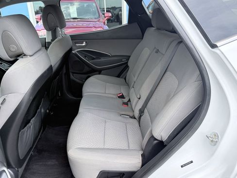 Used 2018 Hyundai Santa Fe Sport FWD image 12