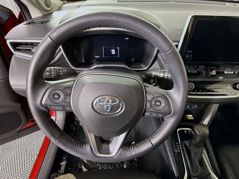 Certified 2023 Toyota Corolla Cross XLE w/ Convenience Package AWD/4WD image 21