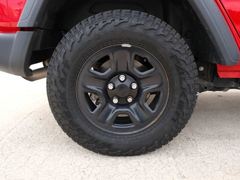 Used 2020 Jeep Wrangler Unlimited Sport image 15