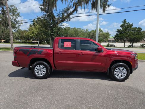 Certified 2024 Nissan Frontier SV w/ SV Convenience Package AWD/4WD image 3