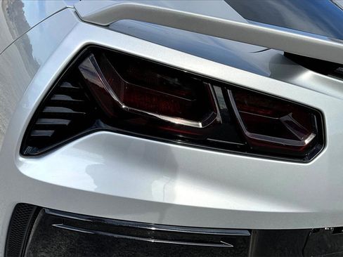 Used 2019 Chevrolet Corvette Stingray Coupe w/ Battery Protection Package image 21