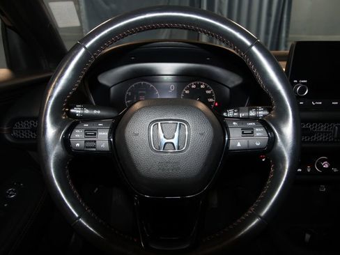Used 2023 Honda HR-V Sport image 10