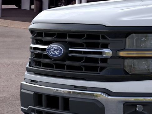 New 2026 Ford F150 XLT w/ XLT Chrome Appearance Package AWD/4WD image 17