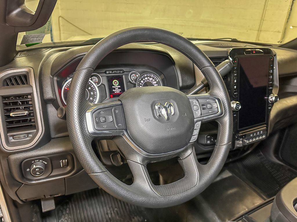 New 2026 RAM 2500 Tradesman AWD/4WD image 21