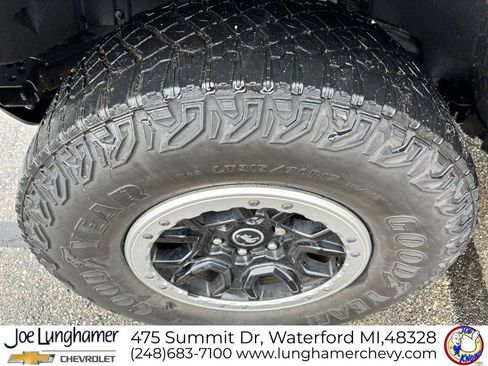 Used 2021 Ford Bronco Black Diamond w/ Sasquatch Package image 10