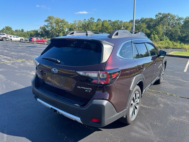 Used 2024 Subaru Outback Limited XT AWD/4WD image 3