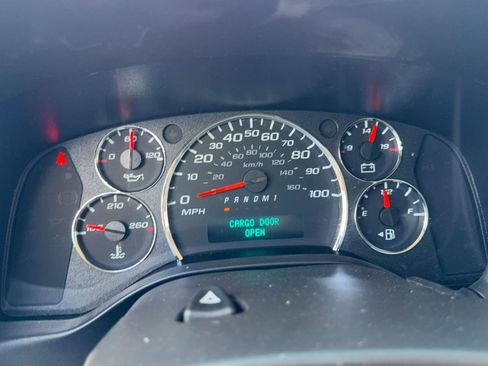 Used 2022 GMC Savana 2500 w/ Driver Convenience Package RWD image 11