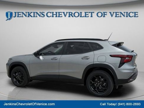 New 2026 Chevrolet Trax LT w/ Driver Confidence Package image 18