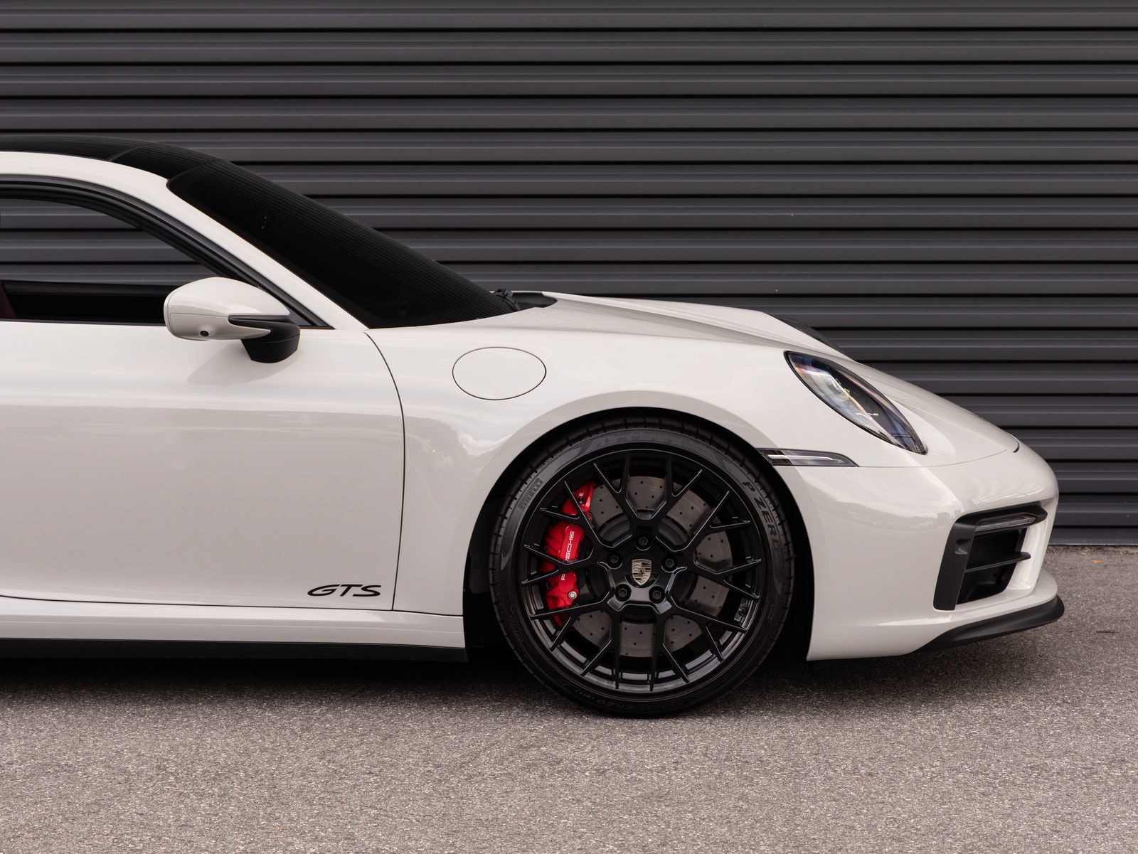 Used 2022 Porsche 911 Carrera 4 GTS AWD/4WD image 9