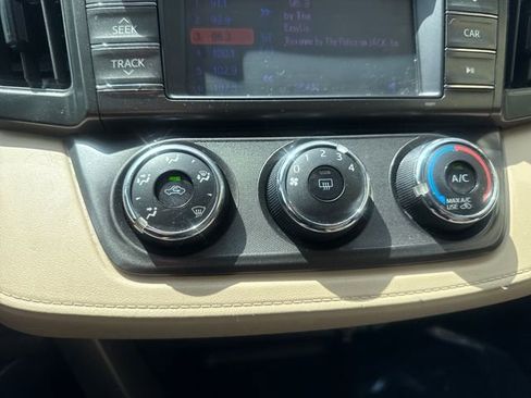 Used 2013 Toyota RAV4 LE AWD/4WD image 15