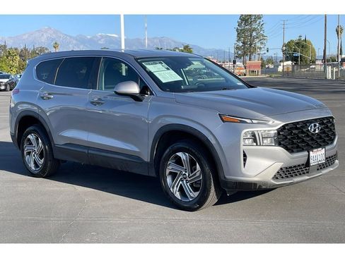 Used 2022 Hyundai Santa Fe SE image 9