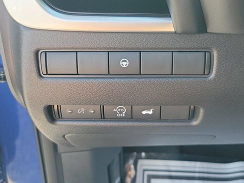 Certified 2023 Nissan Rogue SL FWD image 28