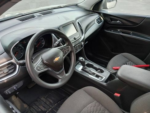 Used 2018 Chevrolet Equinox LT image 9