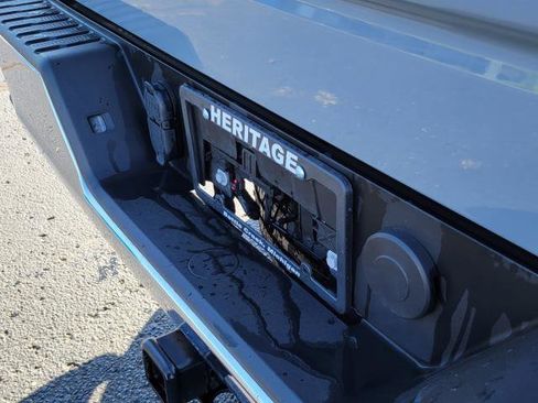 Used 2024 Chevrolet Silverado 1500 LT AWD/4WD image 25