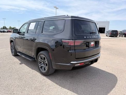 Used 2024 Jeep Wagoneer Series II AWD/4WD image 8