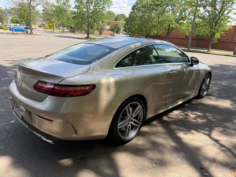 Used 2018 Mercedes-Benz E 400 Coupe image 5