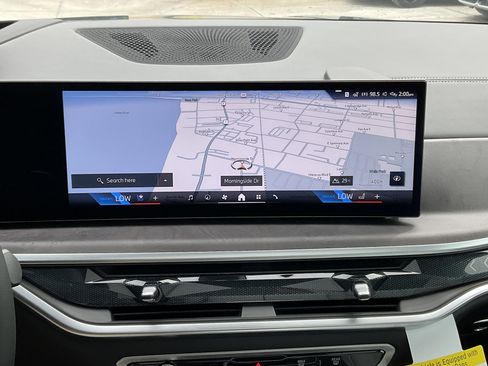 New 2026 BMW X5 sDrive40i image 17