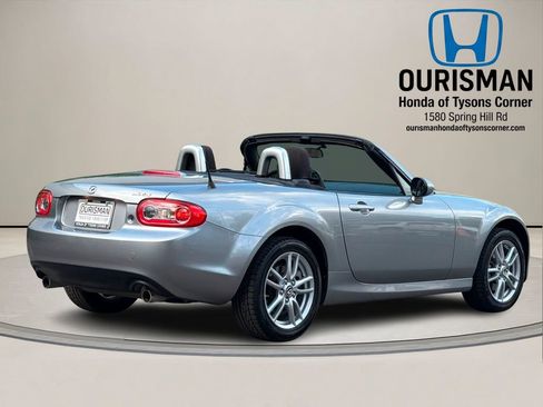 Used 2013 MAZDA MX-5 Miata Sport RWD image 3