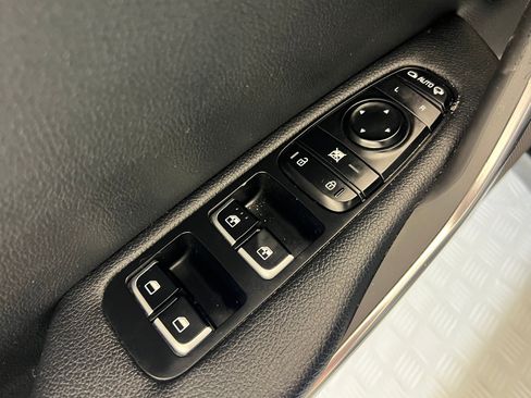 Used 2022 Kia Stinger GT-Line w/ Sun & Sound Package image 24