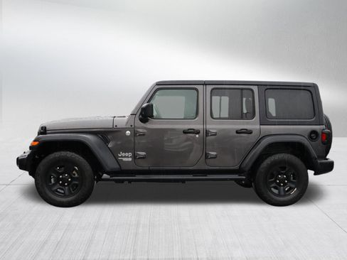 Used 2018 Jeep Wrangler Unlimited Sport image 4