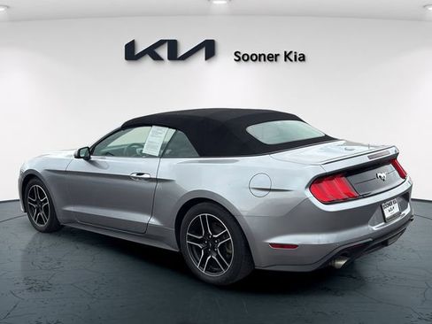 Used 2022 Ford Mustang Premium RWD image 4