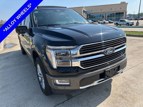 Used 2025 Ford F150 King Ranch w/ FX4 Off-Road Package AWD/4WD image 3