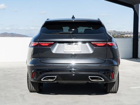 Used 2025 Jaguar F-PACE R-Dynamic S AWD/4WD image 4