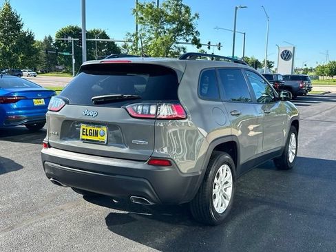 Used 2022 Jeep Cherokee Latitude Lux AWD/4WD image 3