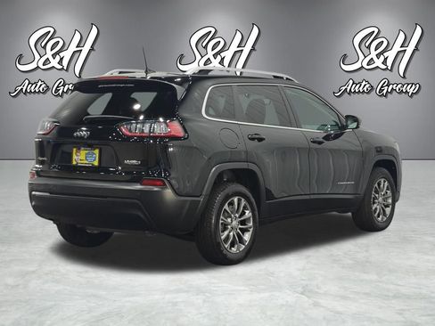 Used 2019 Jeep Cherokee Latitude Plus w/ Comfort/Convenience Group AWD/4WD image 18