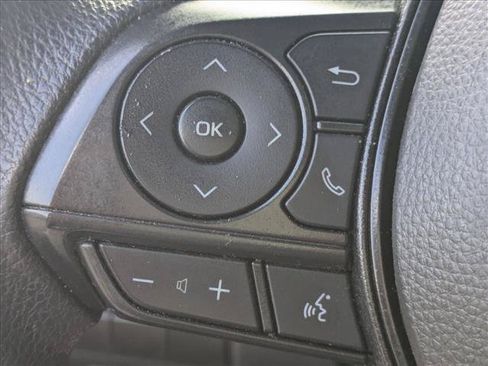 Used 2021 Toyota Corolla LE FWD image 12