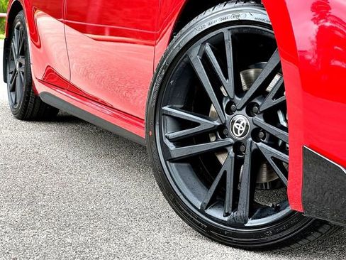 New 2026 Toyota Camry Hybrid image 2