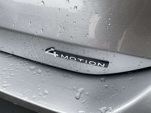 New 2025 Volkswagen Tiguan S image 8