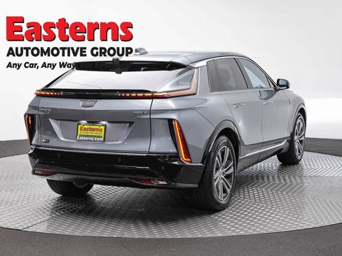 Used 2024 Cadillac Lyriq Luxury RWD image 5