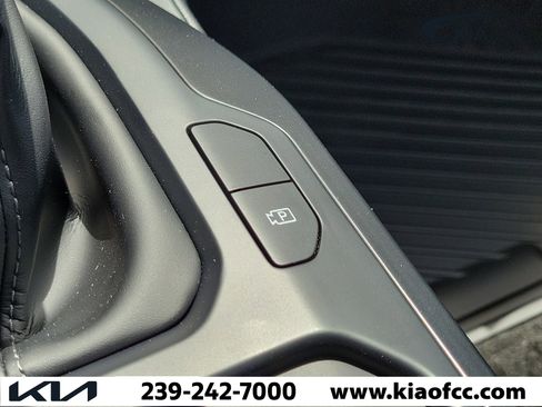 New 2026 Kia K4 LXS image 28