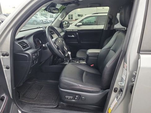 Used 2021 Toyota 4Runner TRD Off-Road Premium AWD/4WD image 15
