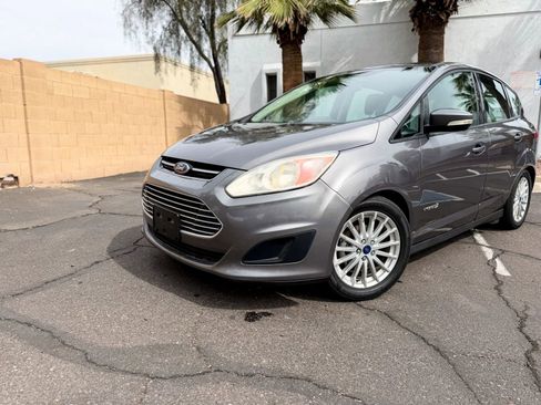 Used 2014 Ford C-MAX SE image 2