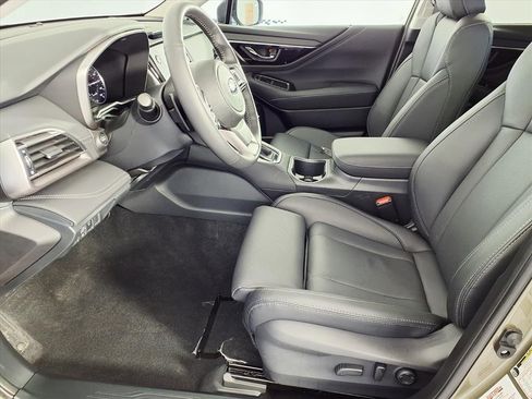 Certified 2025 Subaru Outback Limited image 9