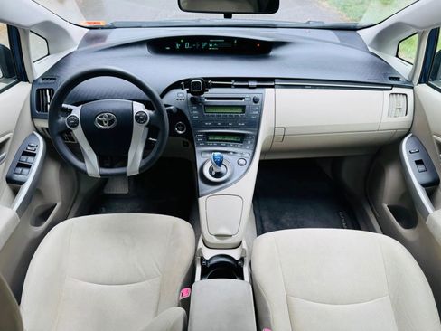 Used 2010 Toyota Prius Two image 13