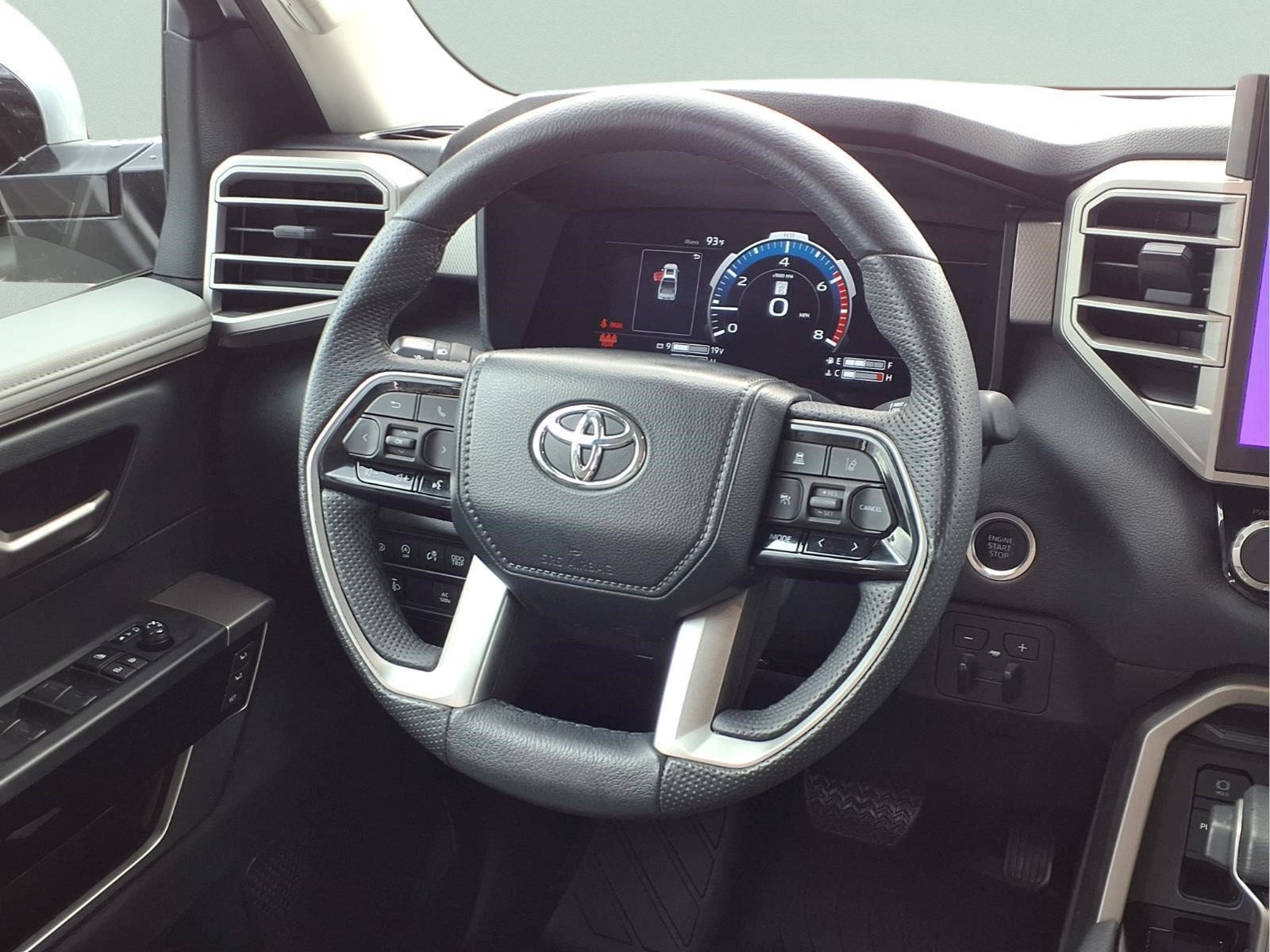 Used 2024 Toyota Tundra Limited w/ Power Package AWD/4WD image 13