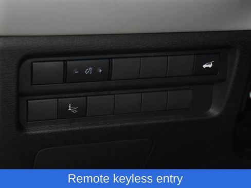 New 2025 Mitsubishi Outlander AWD image 9